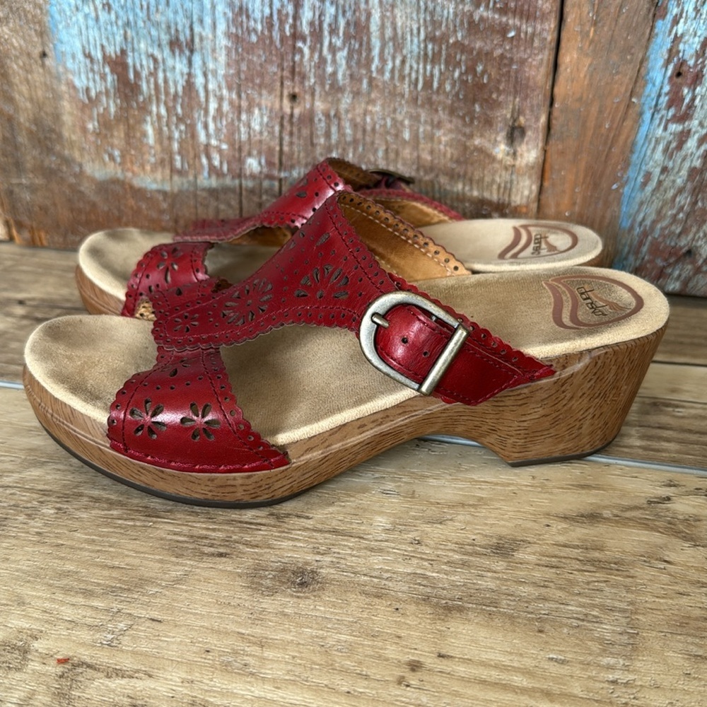 Dansko Clog Red Sandals Open Toe Size 37 - image 3